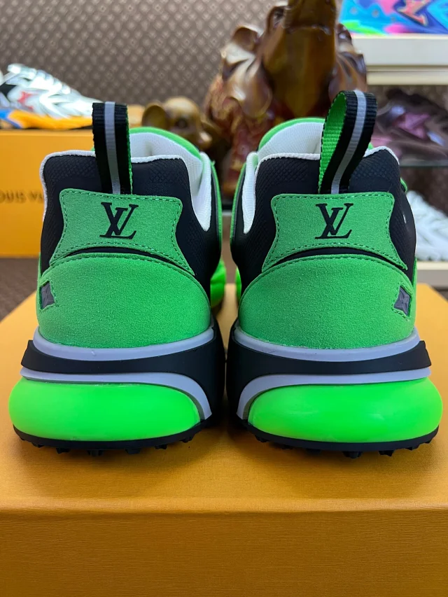 Louis Vuitton Sneakers High-Top Chunky Mesh product detail image 47