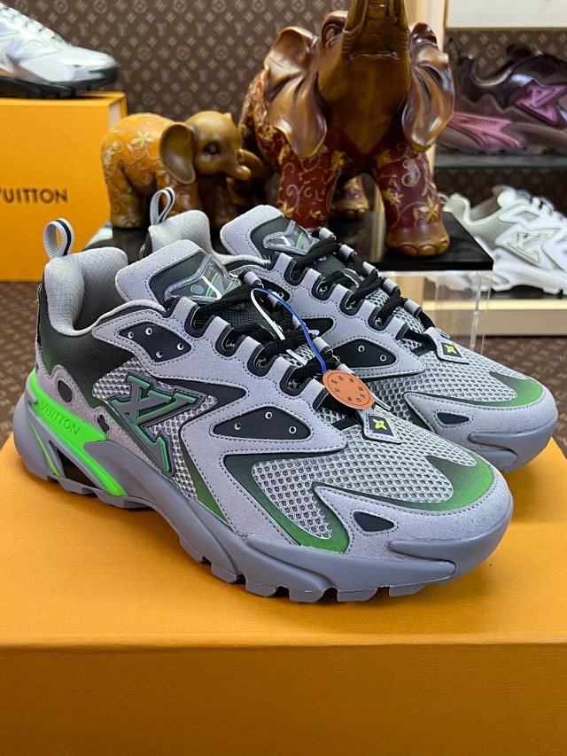 Louis Vuitton Sneakers High-Top Chunky Mesh product detail image 78