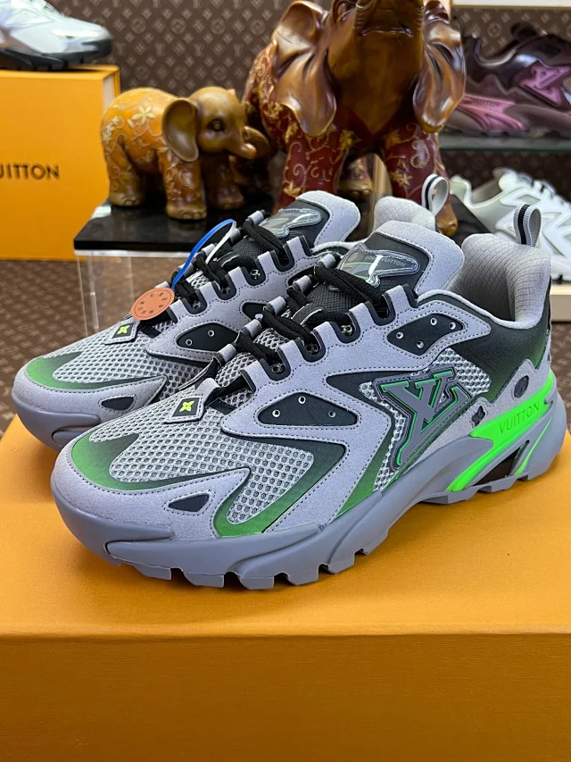 Louis Vuitton Sneakers High-Top Chunky Mesh product detail image 76