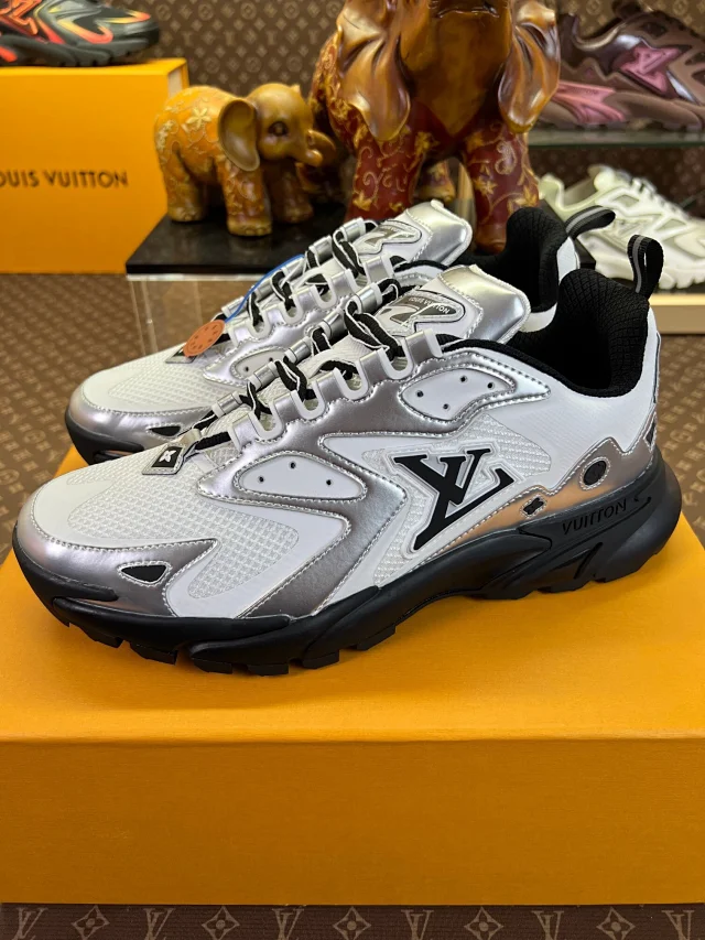 Louis Vuitton Sneakers High-Top Chunky Mesh product detail image 49