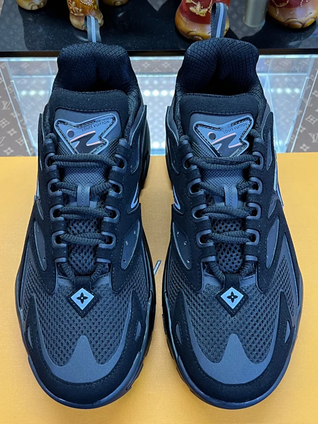 Louis Vuitton Sneakers High-Top Chunky Mesh product detail image 66