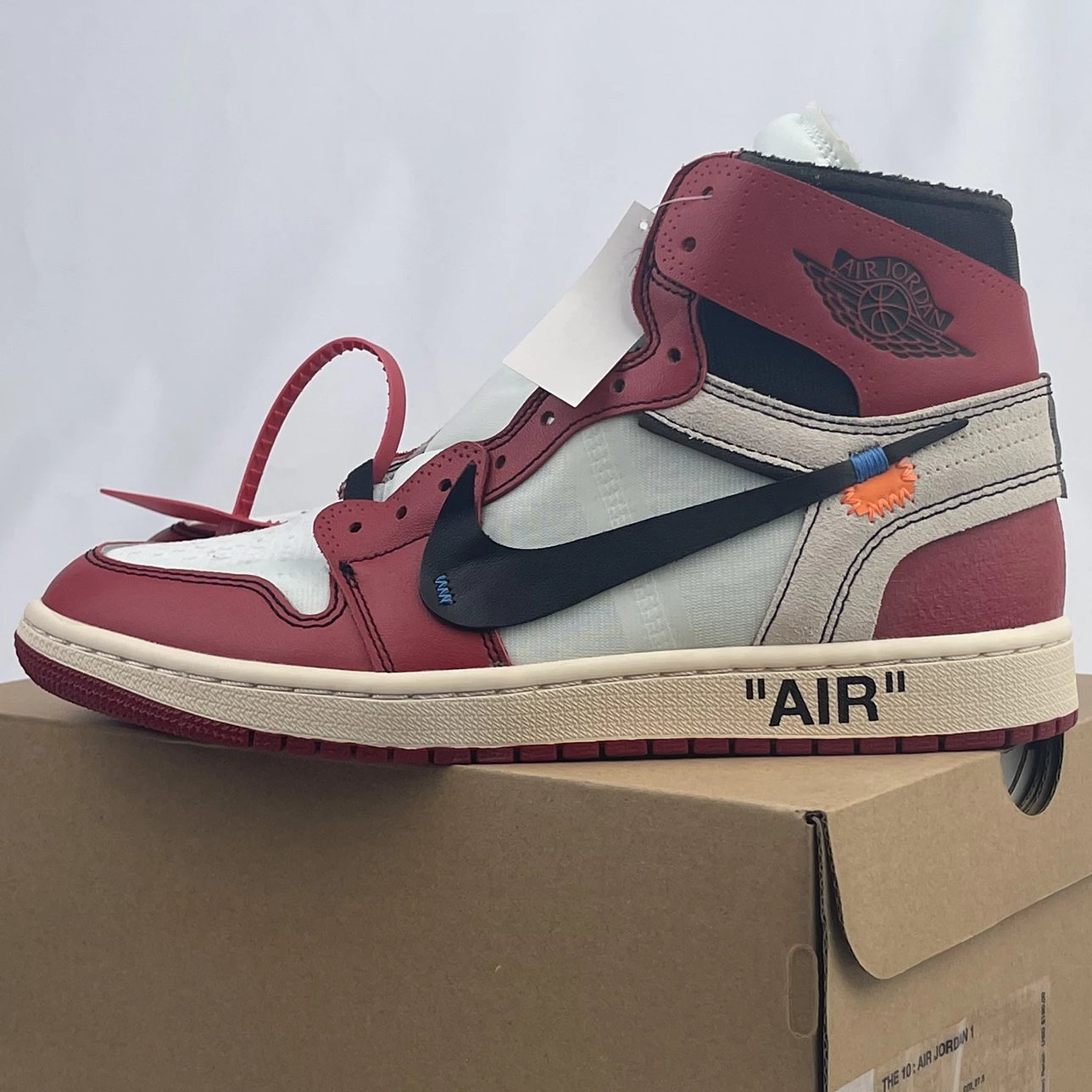 AJ1 Off-White Chicago & UN (R1 Batch)
