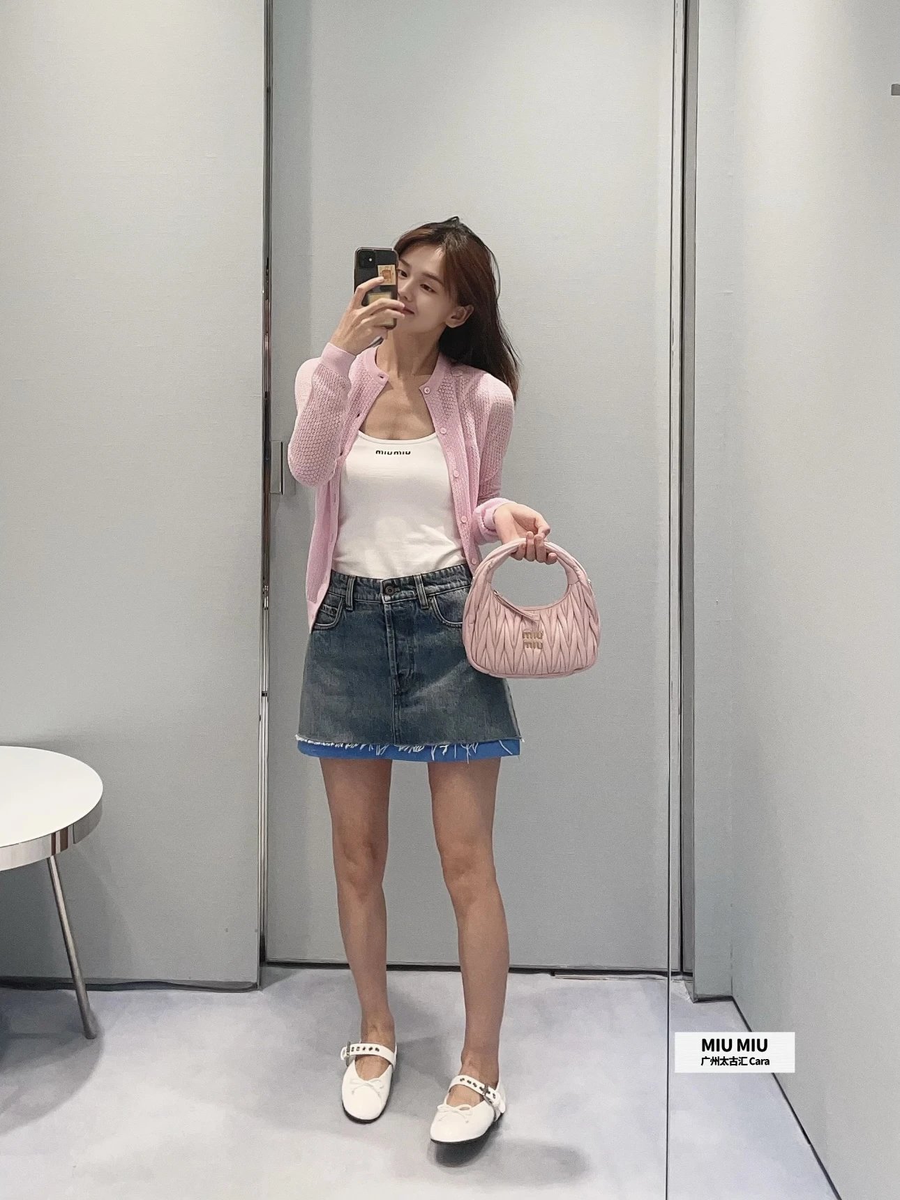 Zhang Yuanying's MIU 25SS popular blue spliced denim short skirt top with water washing process hardware mold customization for women