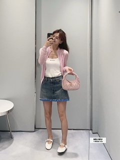 Zhang Yuanying's MIU 25SS popular blue spliced denim short skirt top with water washing process hardware mold customization for women
