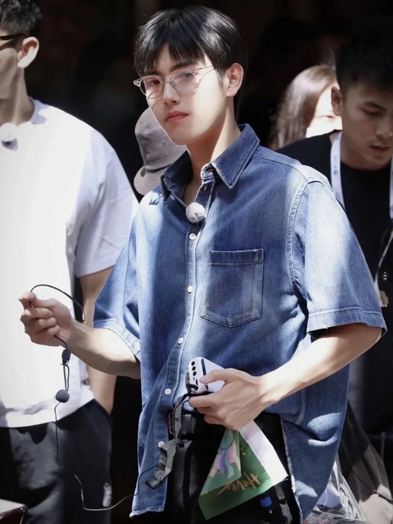 Balenciaga tee