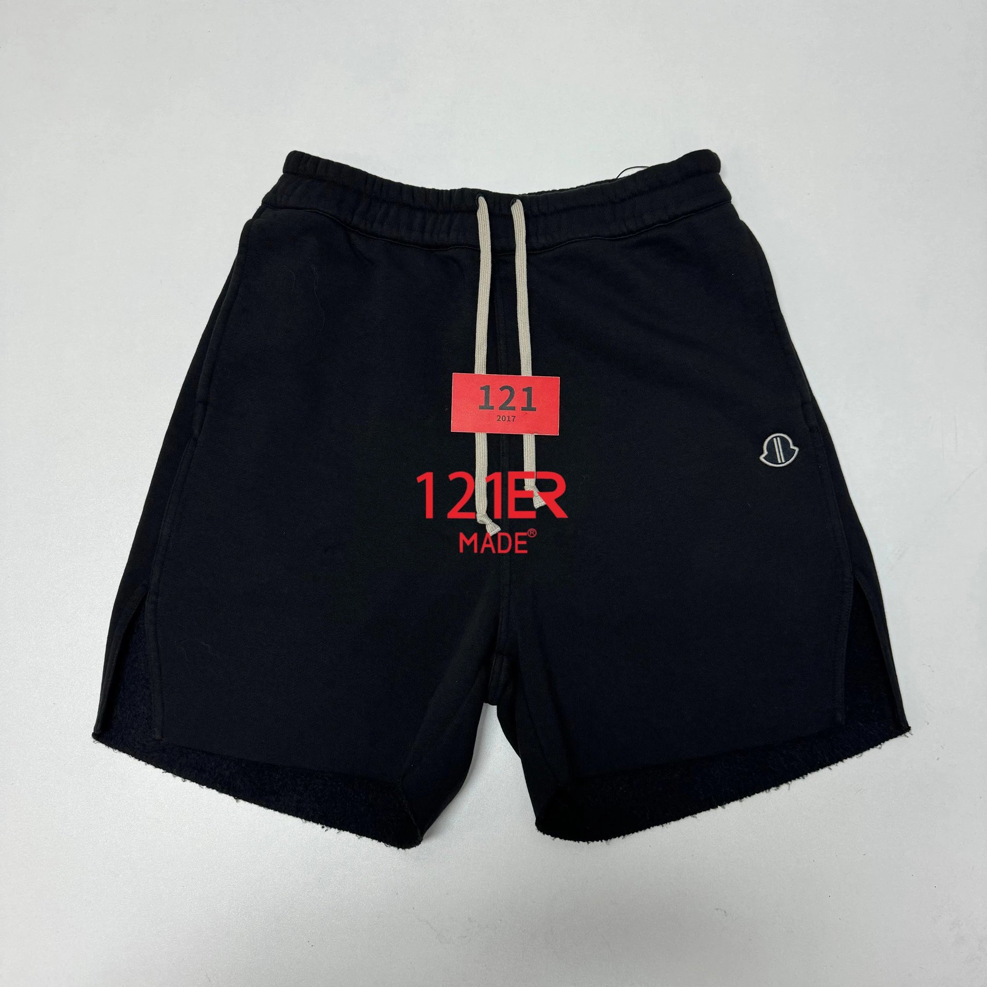 【 121 Production 】 Moncler # x Rick Owen # Co branded Drawstring Casual Shorts for Men and Women