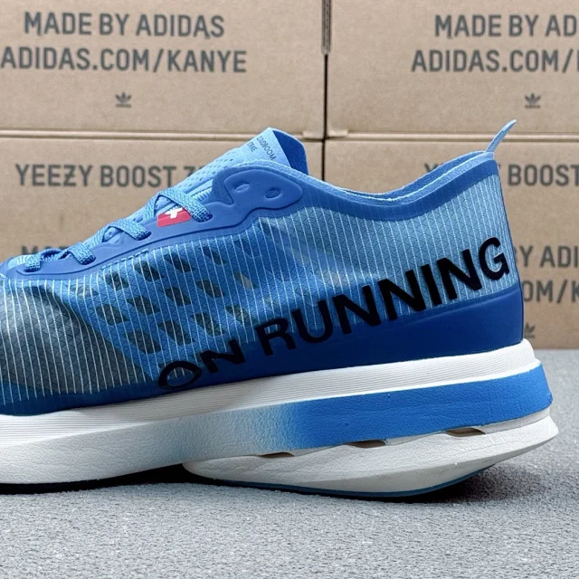 On Sneakers Cloudboom Strike product detail image 30