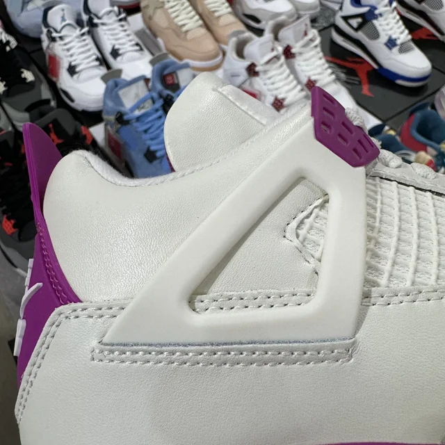 Jordan Sneakers Air 4 product detail image 44