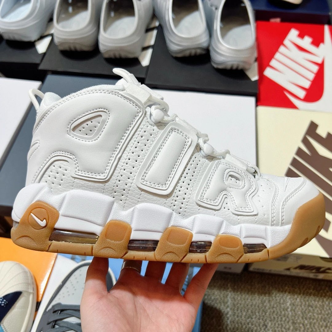 Nike Air Uptempo · 3