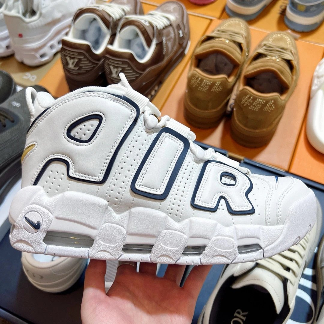 Nike Air Uptempo · 2