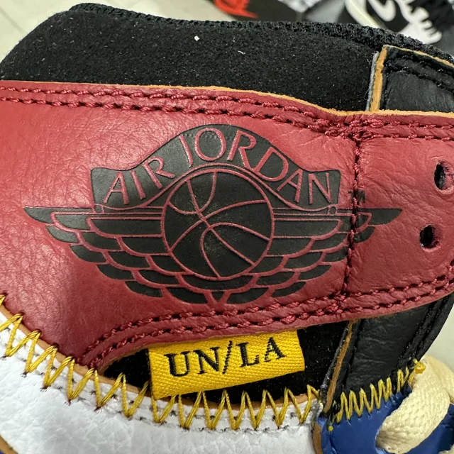 Nike Sneakers Air Jordan 1 High OG product detail image 92