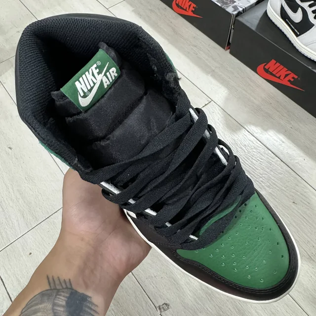 Nike Sneakers Air Jordan 1 High OG product detail image 96