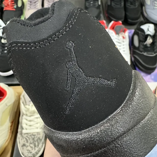 Jordan Sneakers Air 5 product detail image 40