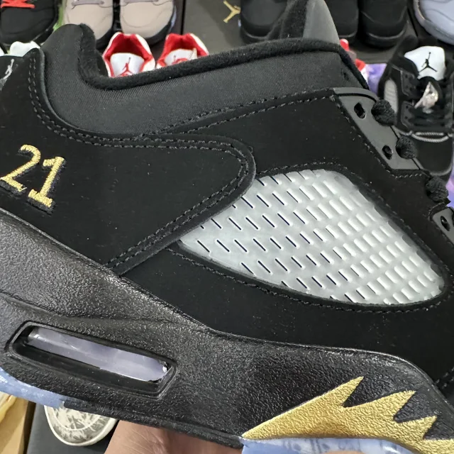 Jordan Sneakers Air 5 product detail image 39
