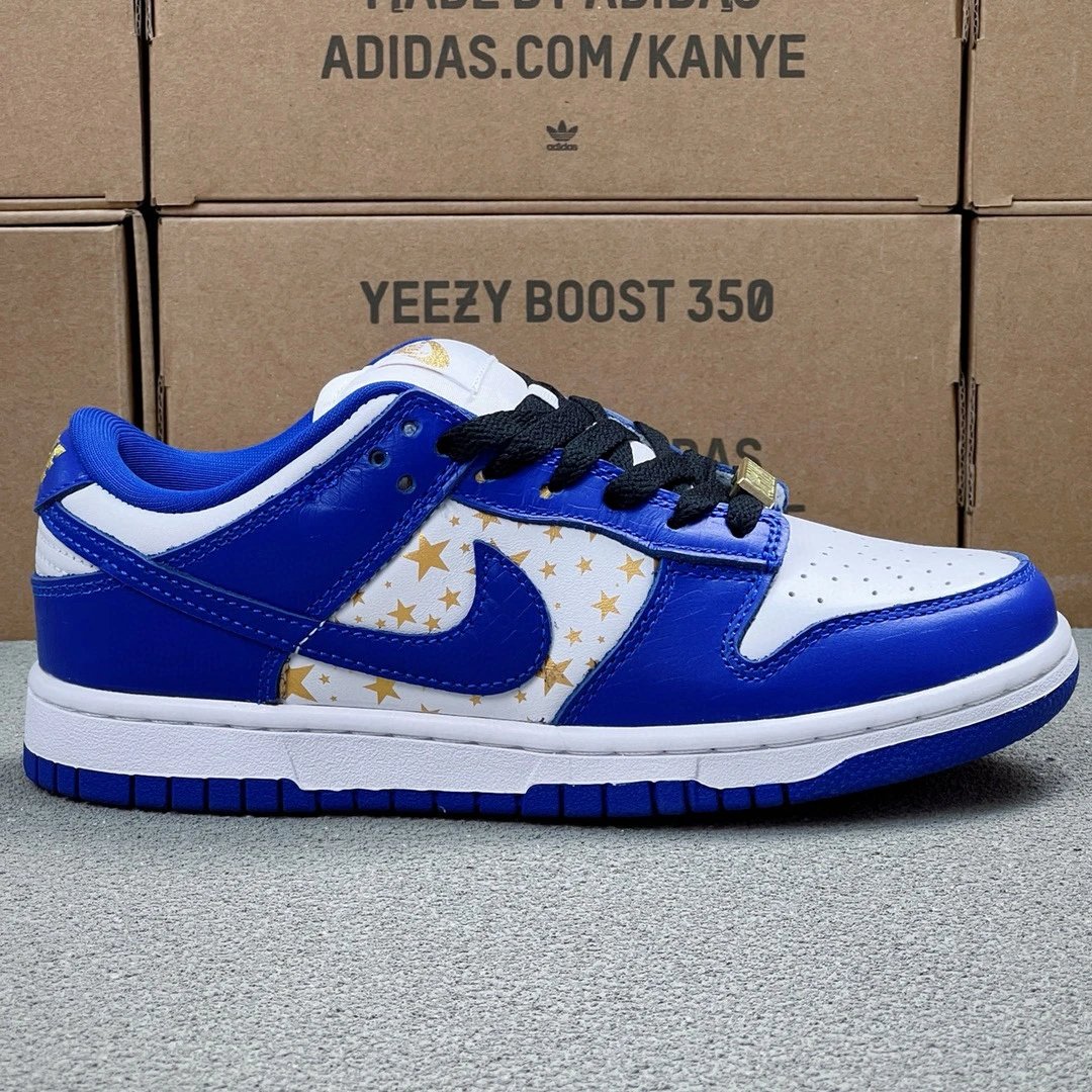 Supreme X Nike Sb Dunk Low “Hyper Royal”