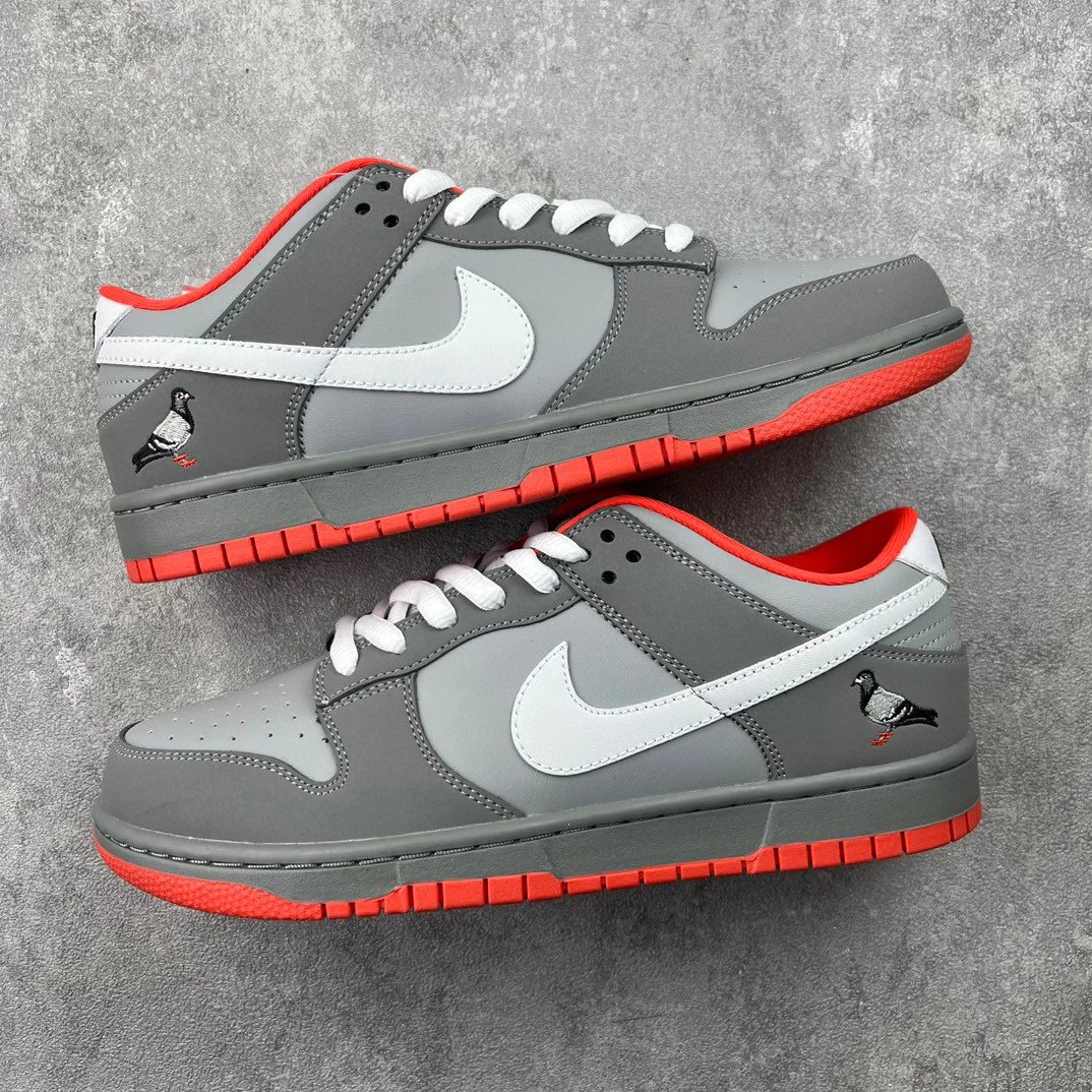 304292-001 Grey Pigeon
