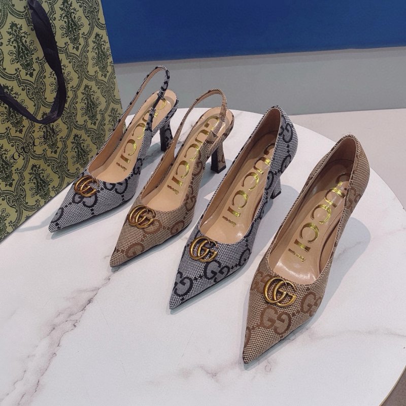 Sandals from Xiepu