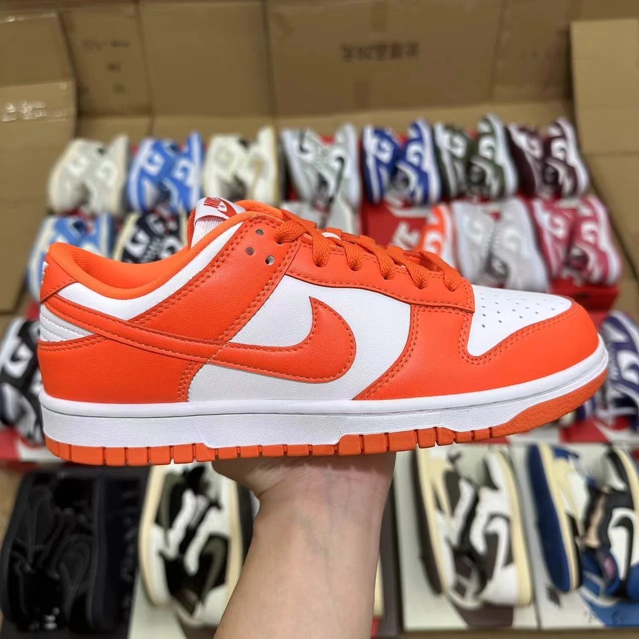 CU1716-101 White Orange