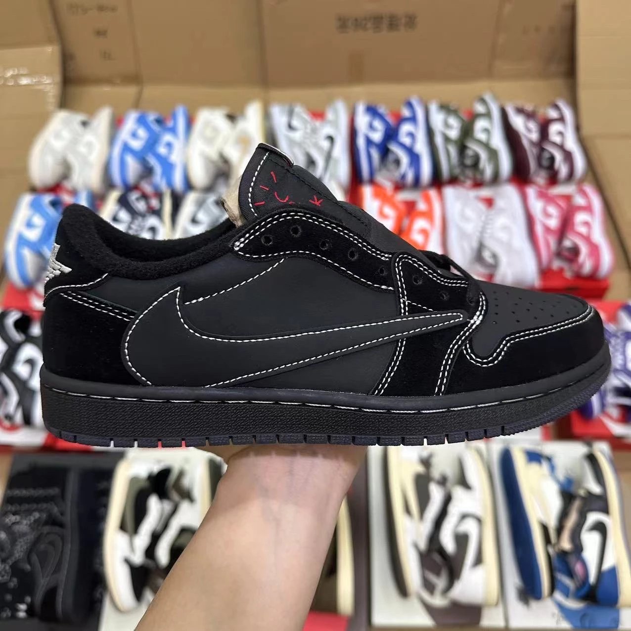 DM7866-001 Black Hook 4.0