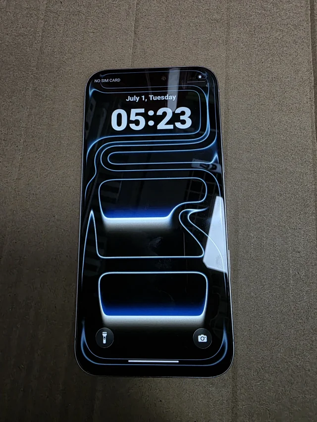 Unbranded Uncategorized Smartphone with Triple Rear Cameras product detail image 1