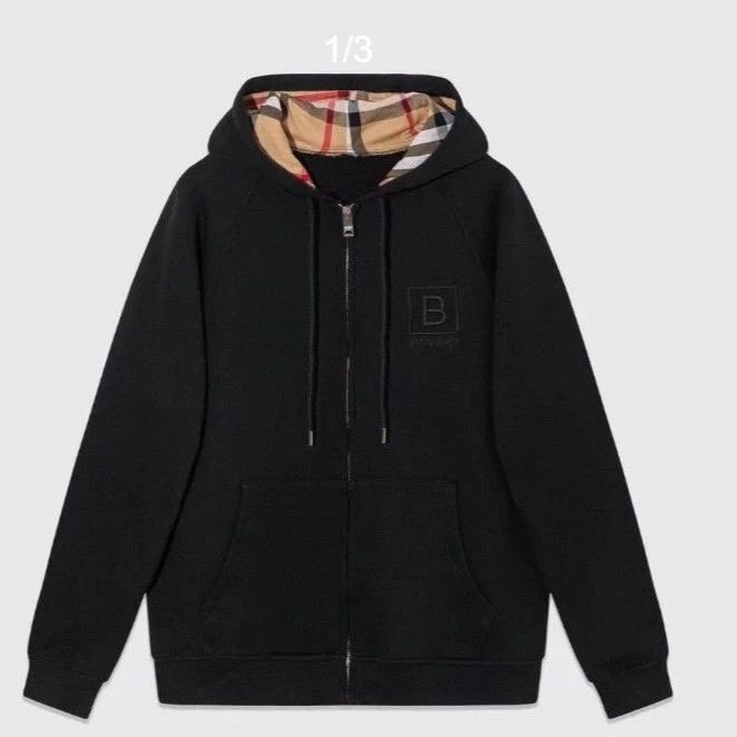 男女黑色字母logo