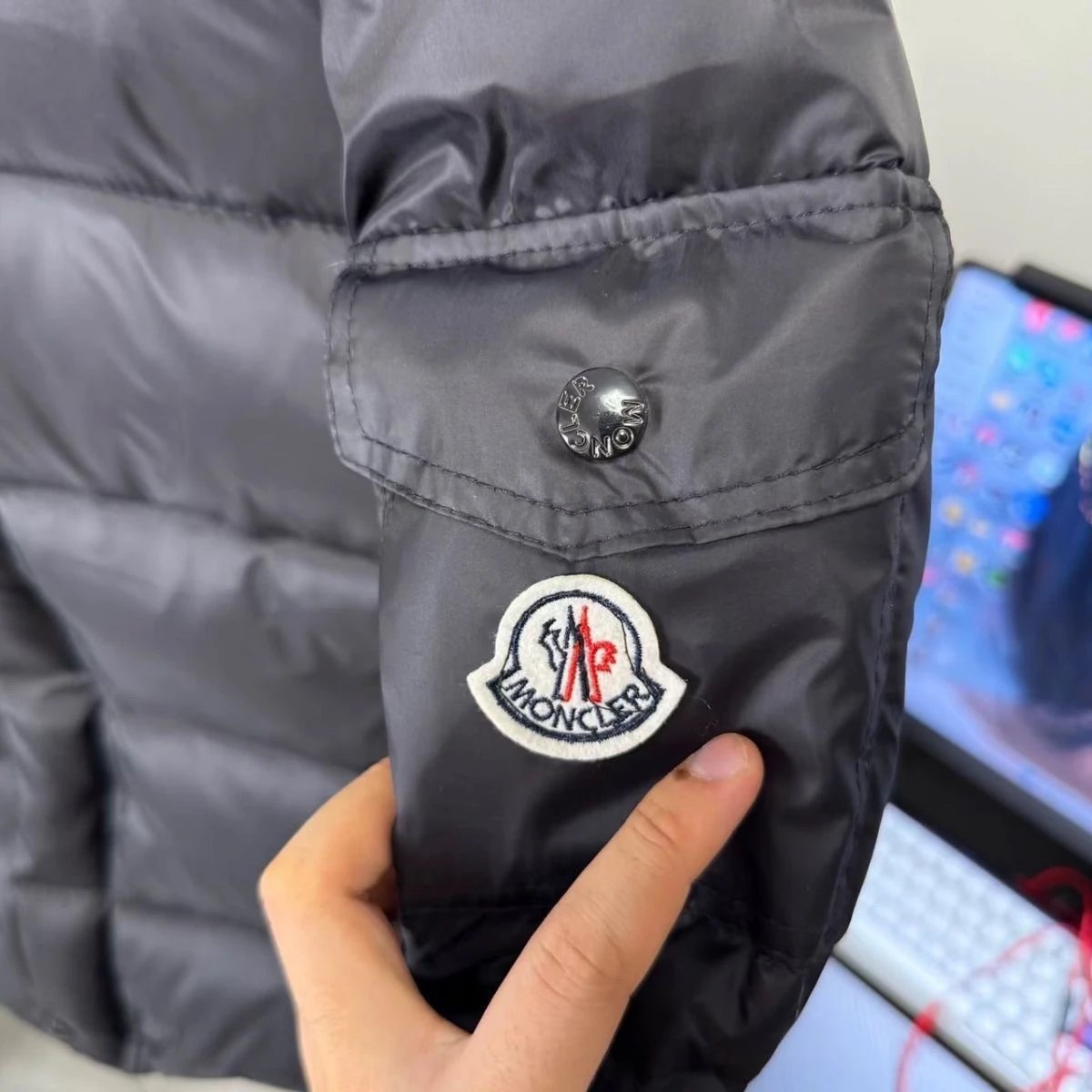 新款高端正确版大大口袋连帽加厚非质量问题不支持无理由退货 9