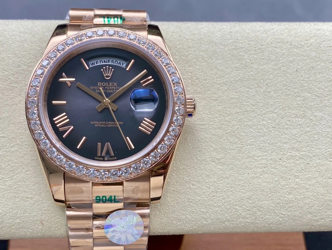 Rolex Day-Date and Datejust image 9
