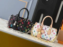 thumbnail for Co-branded handbag size 25*13*10