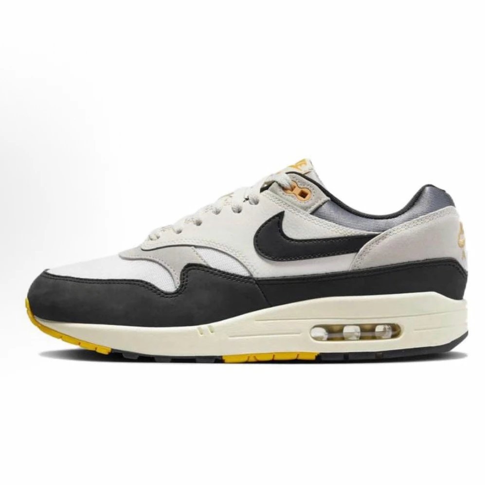Max1 Black Yellow FN7487-133