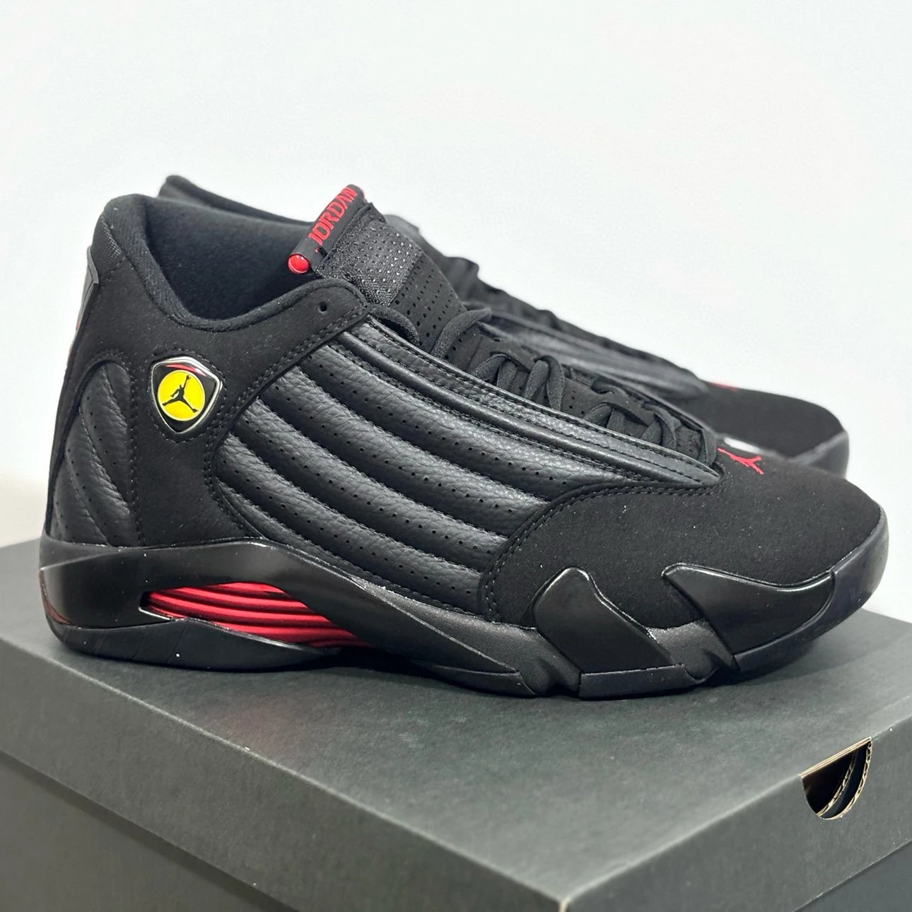 AJ14 Black and Red Pure Original Air Jordan 14 Last Shot 487471-003