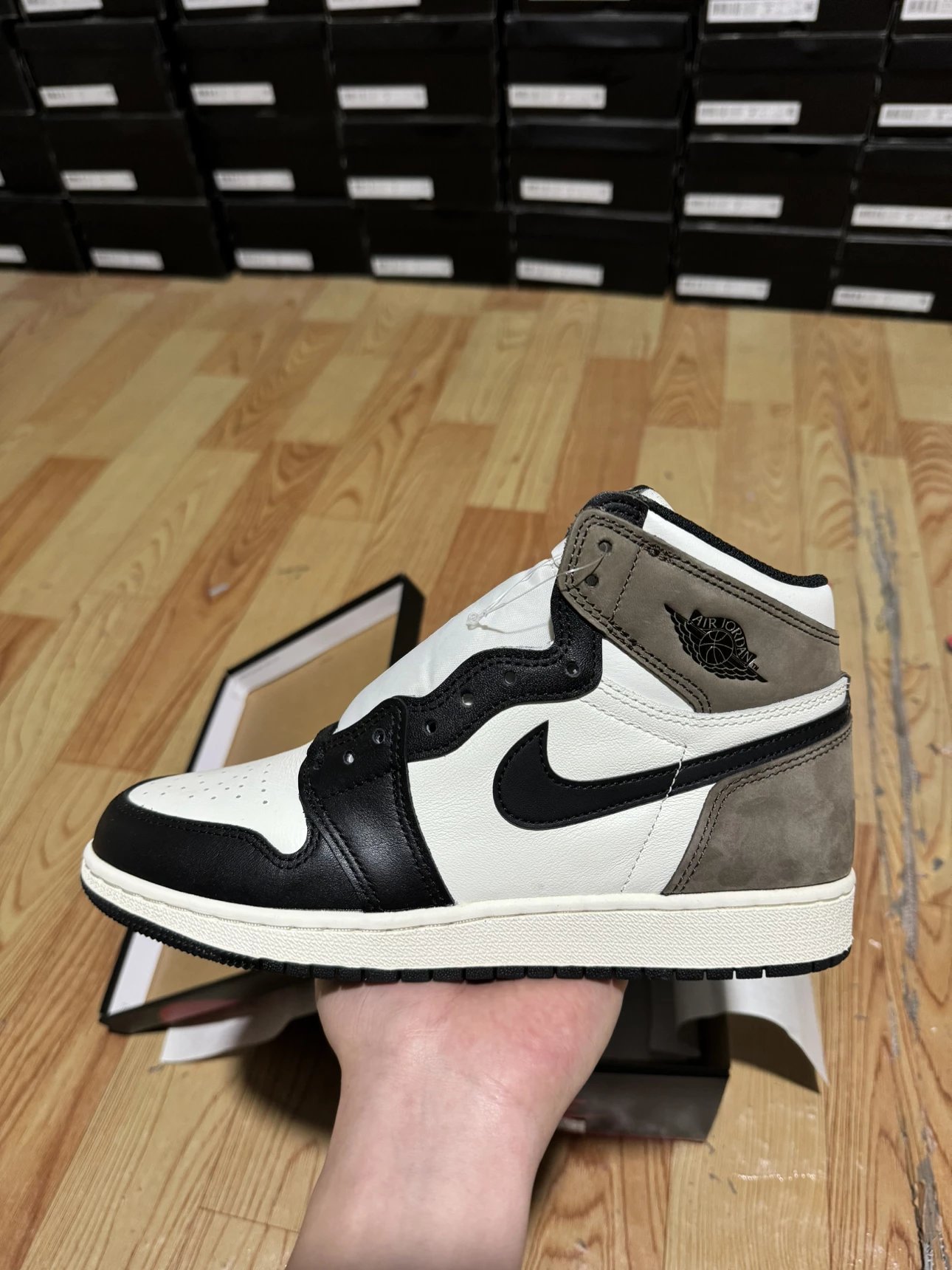 LJR version B product on sale Jordan 1 Dark Mocha GS AJ1 Black Mocha small hook up high top women's shoes on special offer, non refundable
