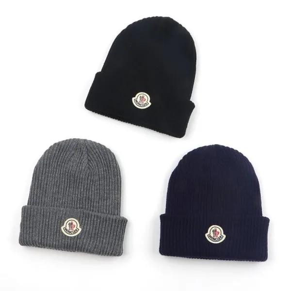 Prada Logo Patch Beanie Black Hat - 3