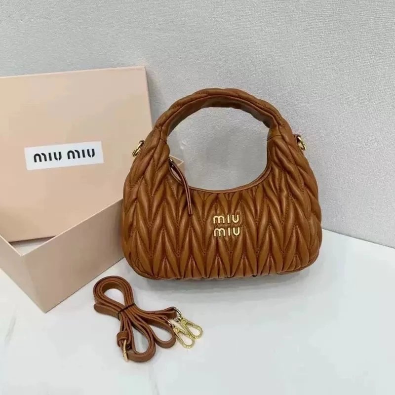 miumiu棕色