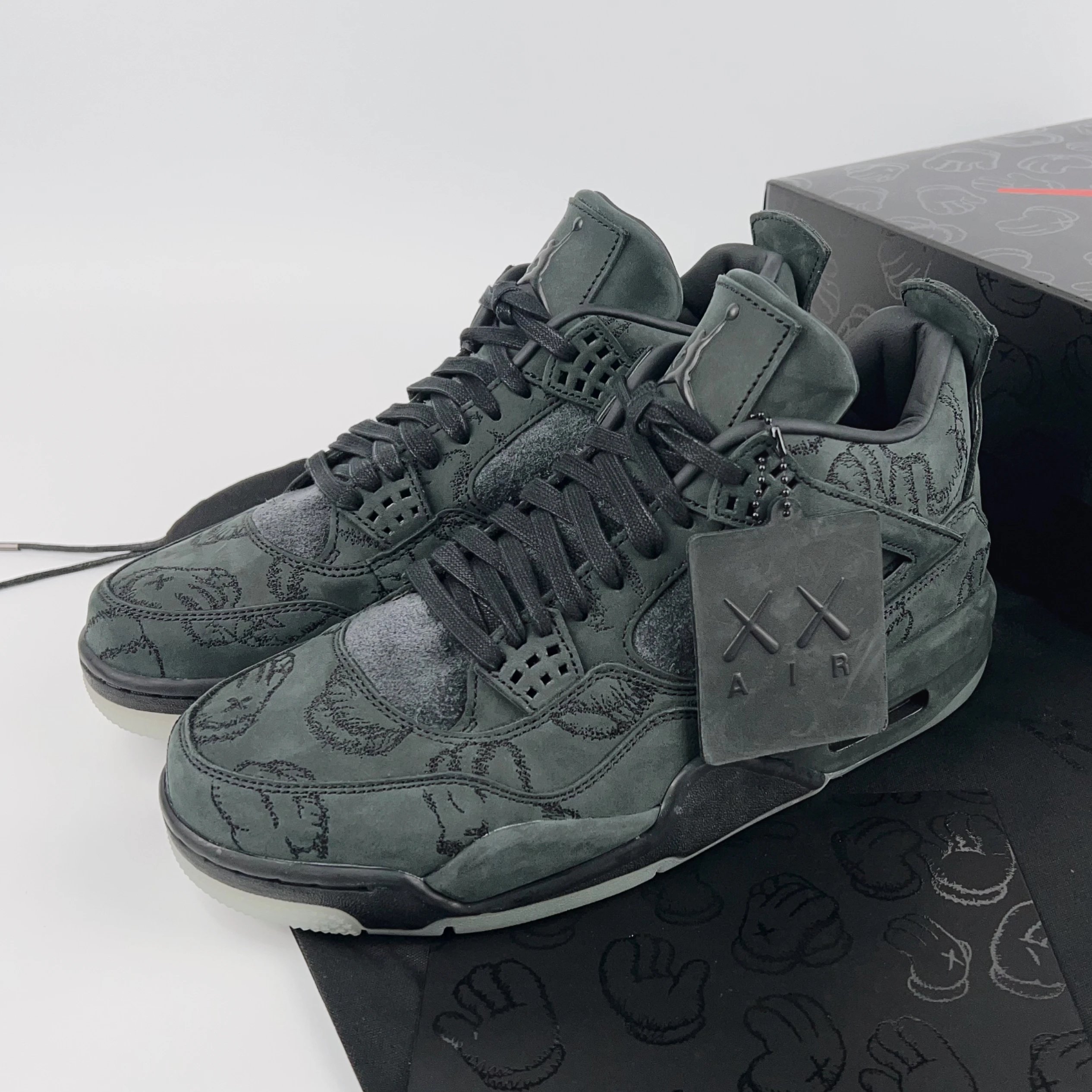 Kaws black