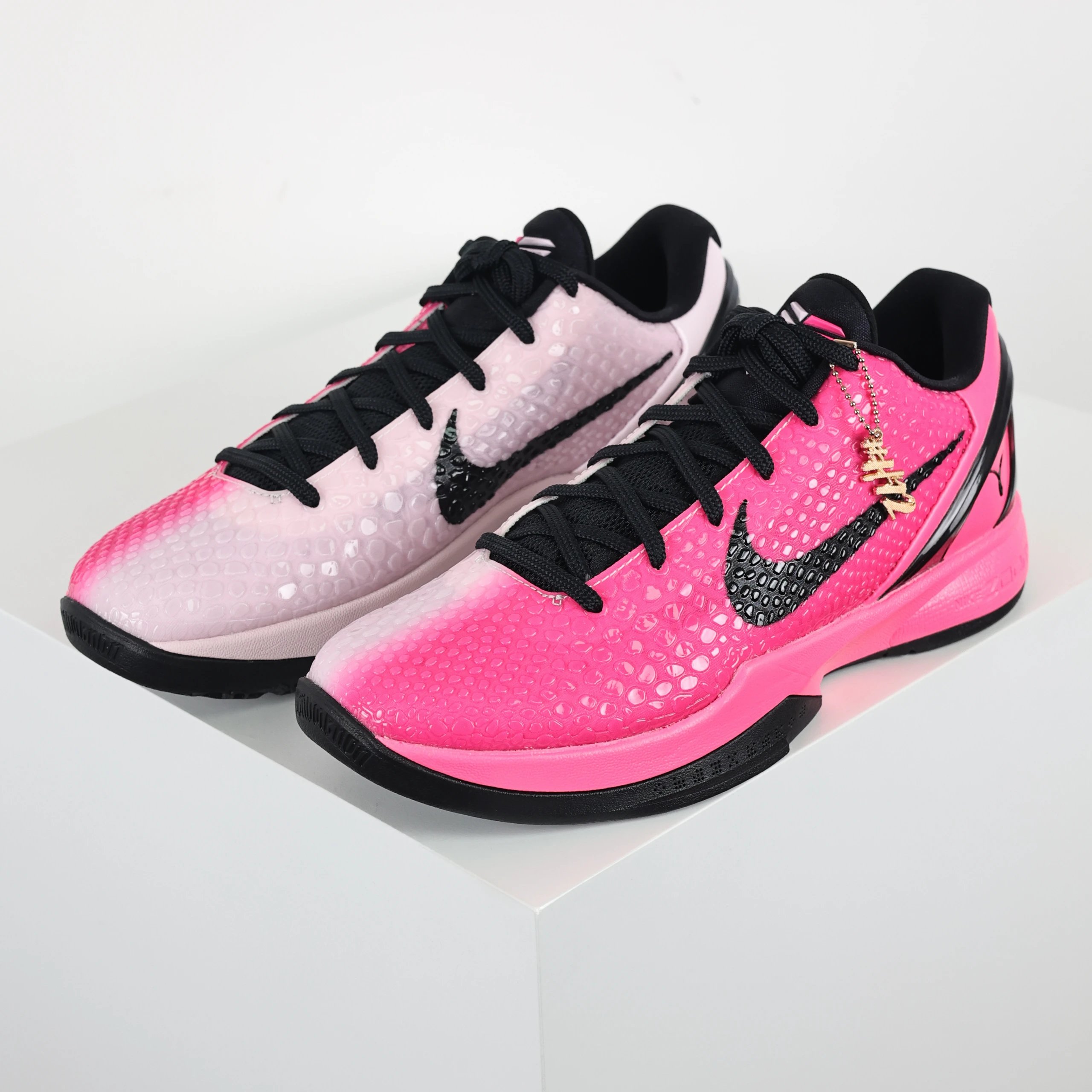 H12 Zk6“Kay Yow Think Pink”(2026)