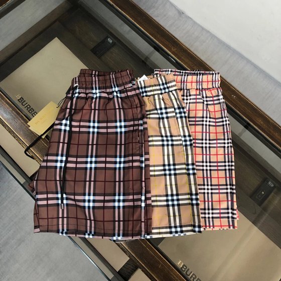 Premium Designer-Grade 3-Color Burberry Europe Edition 24SS New Classic Checkered Casual Drawstring Shorts, Men's 5-Inch Quick-Dry Beach Shorts, Summer Loose Breathable Casual Fashion Mesh Lined Unisex Pants Europe Edition Half Pants Checkered Men's Clothing Essential for Home, Travel & Leisure