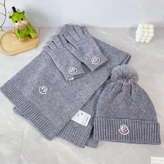 Hat Scarf Gloves Set (Special Item, No Returns or Exchanges)