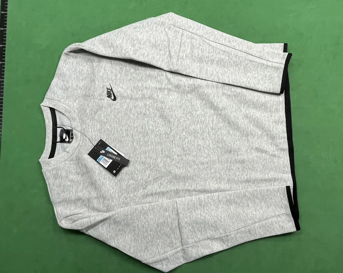 Nike Loose Fit Sweatshirt