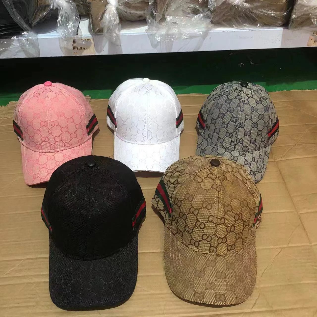 Sunscreen duckbill cap