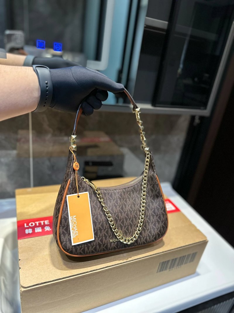 Shoulder bag from Vogue Square