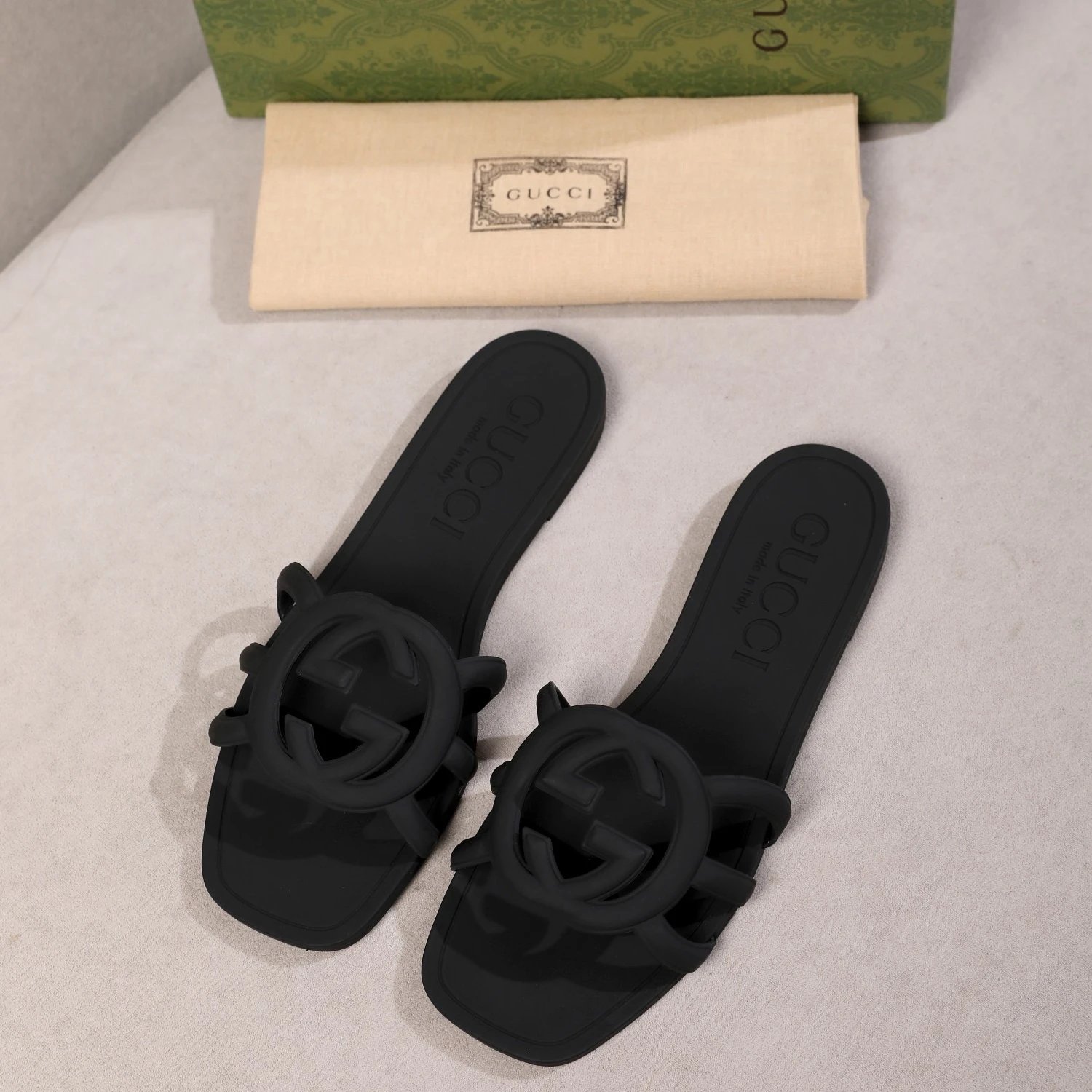 Gucci Sandals 5