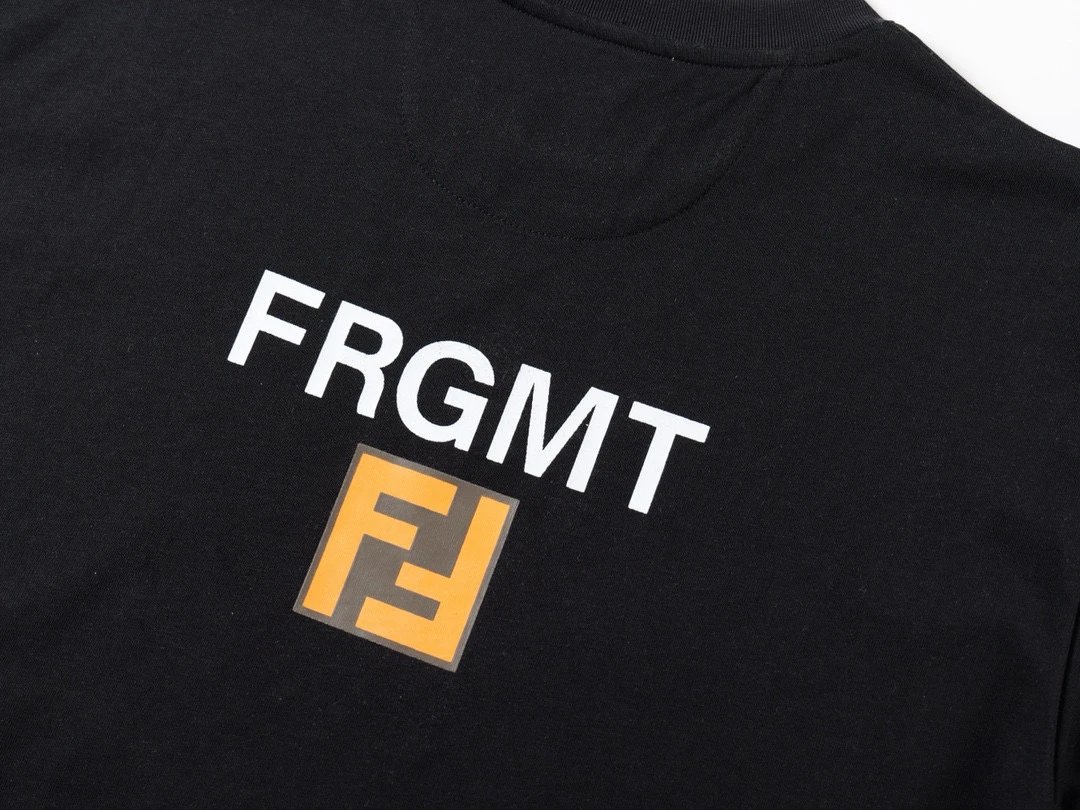 Fendi x Pokémon Charizard Graphic T-Shirt White - 7
