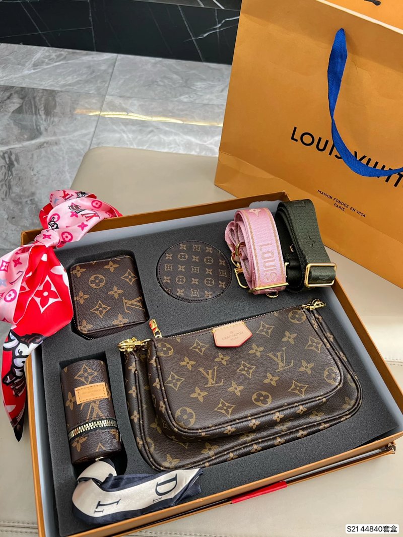 Bag from Vogue Square