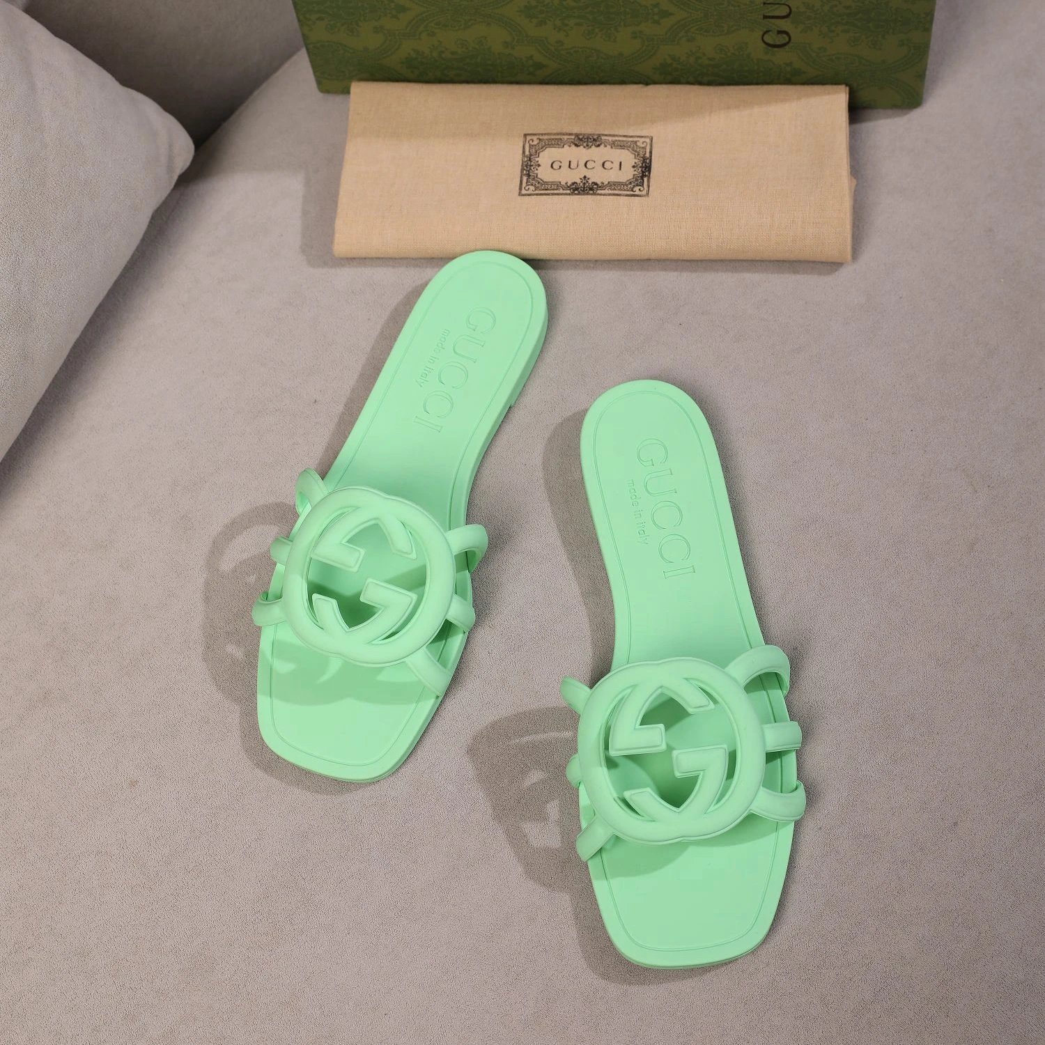 Gucci Sandals 3