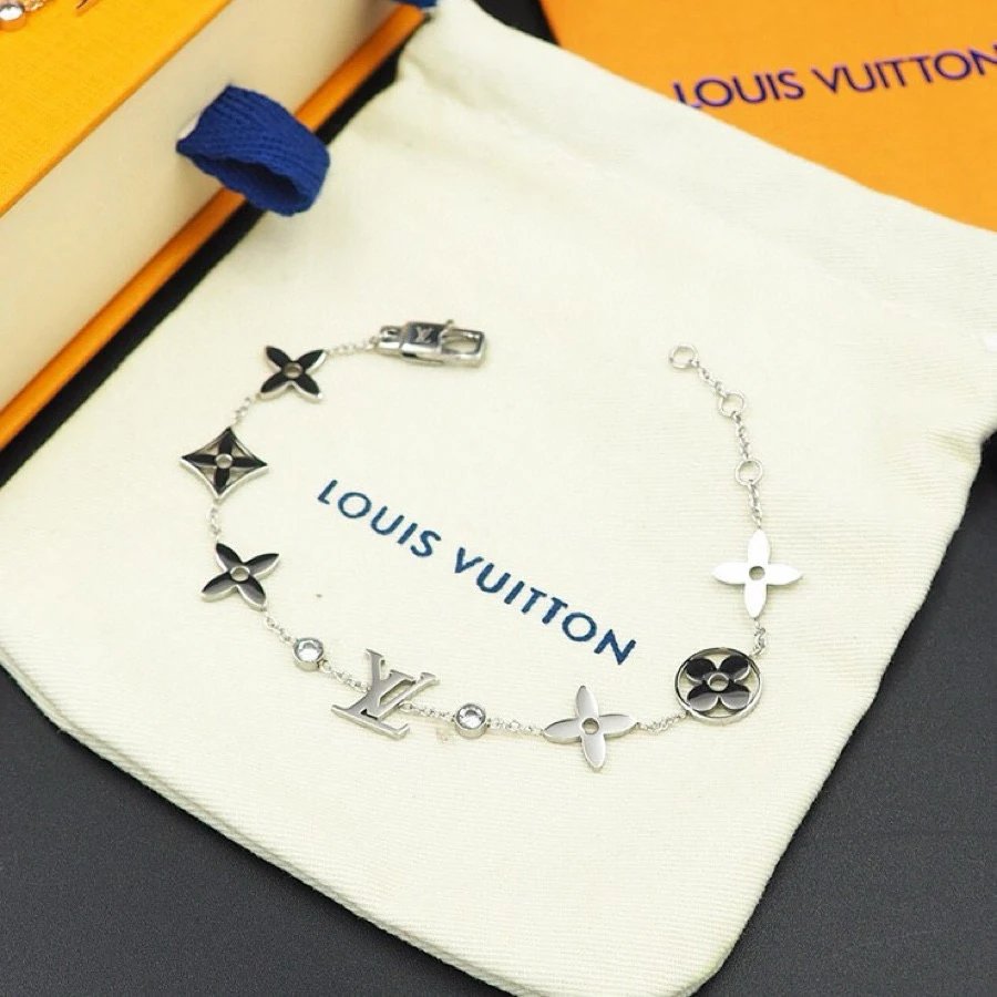 4 SKU image