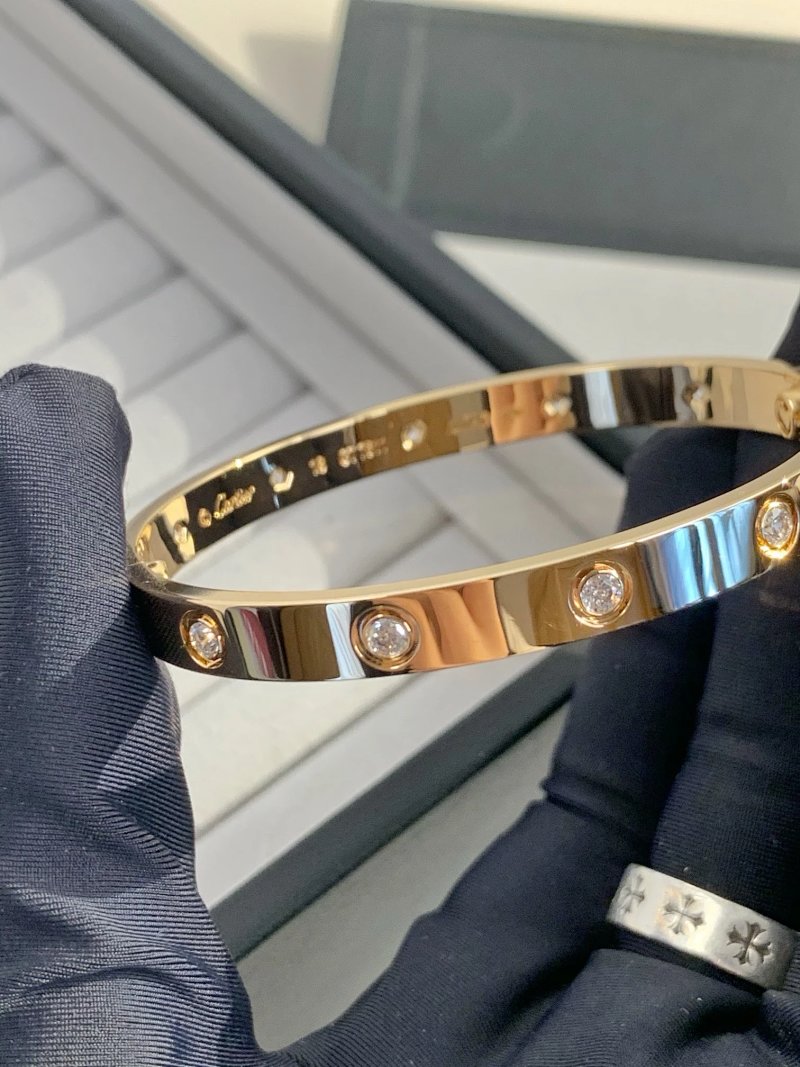 Bracelet from Vogue Square