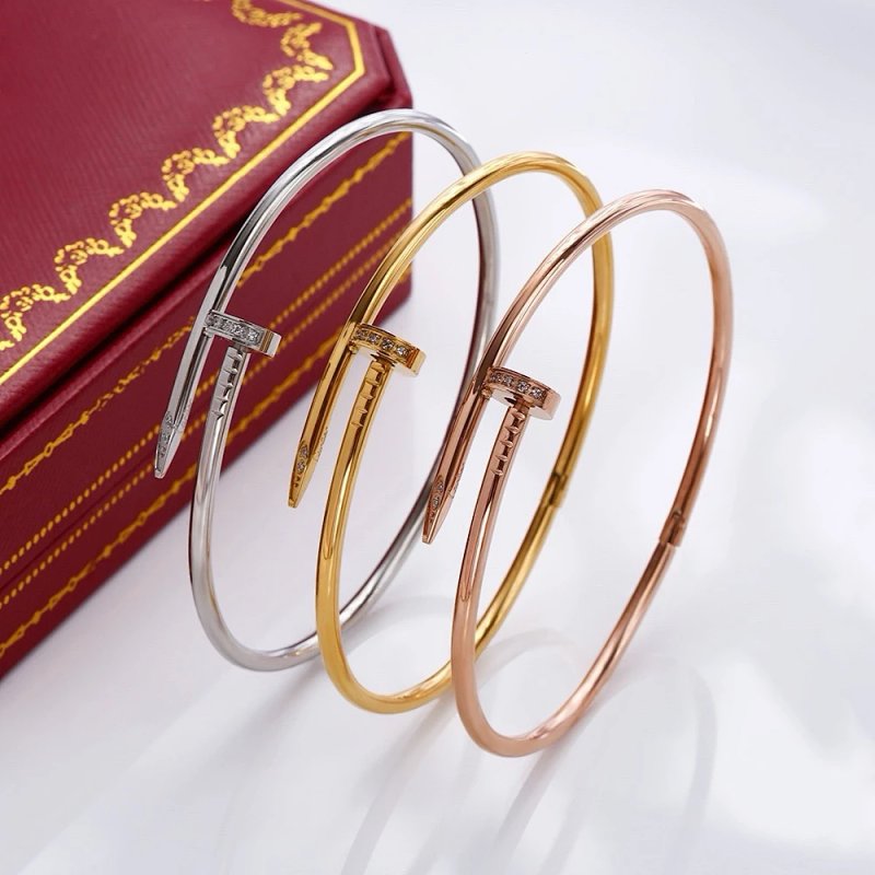 Bracelet from Vogue Square