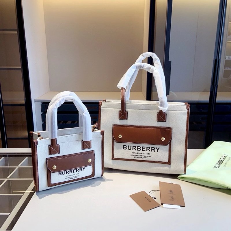 Tote bag from Vogue Square