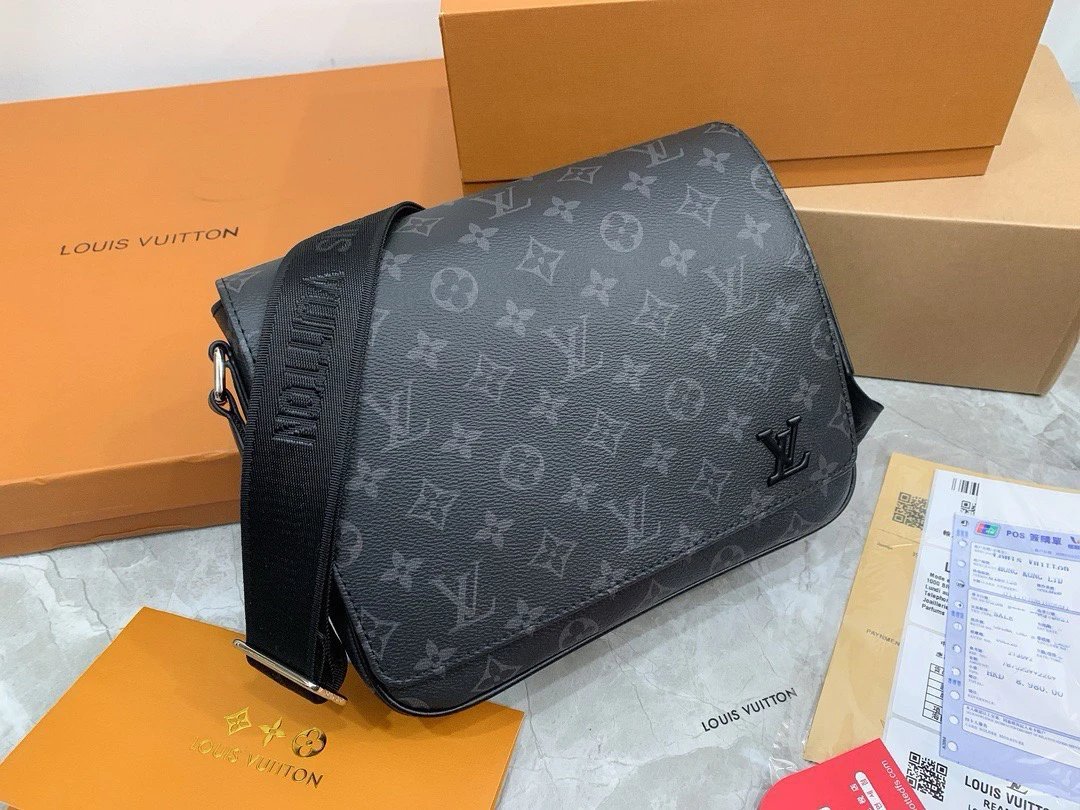Louis Vuitton Black 