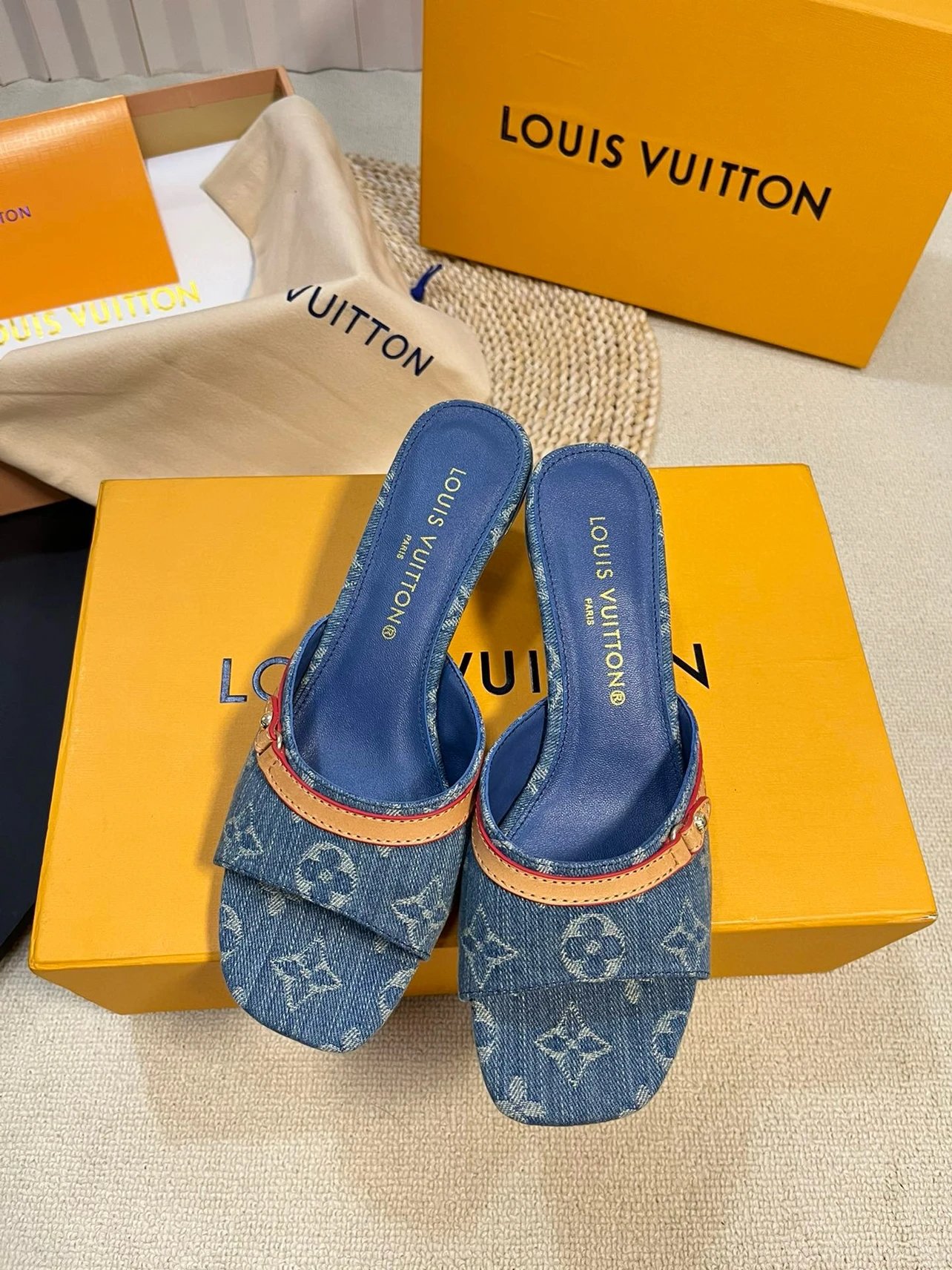 Louis Vuitton Neo Revival